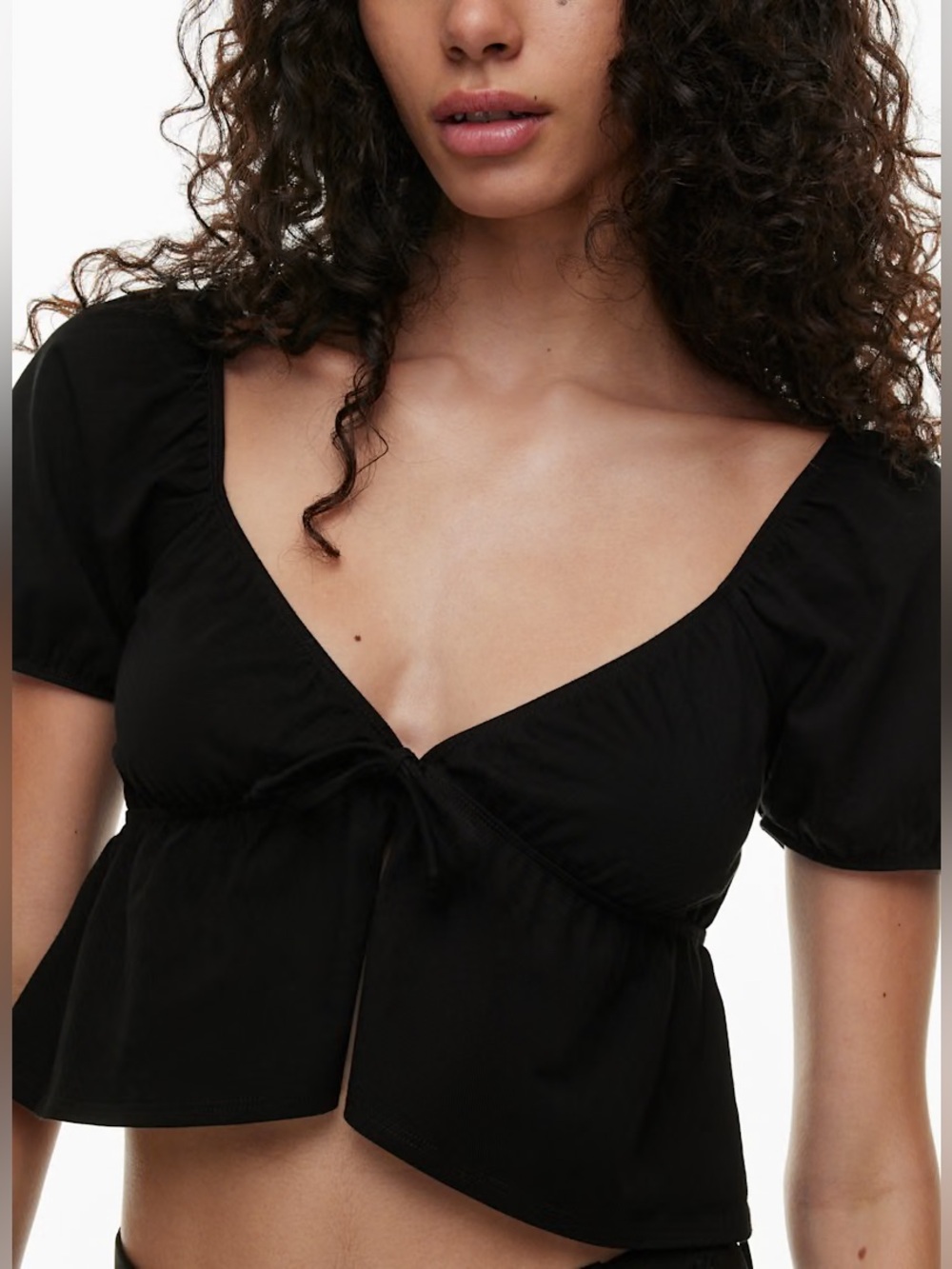 Aritzia Sunday Best Crop Top